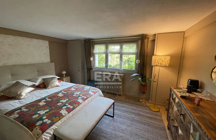 Maison de standing à Gelos : 7 pièces avec piscine — photo 4