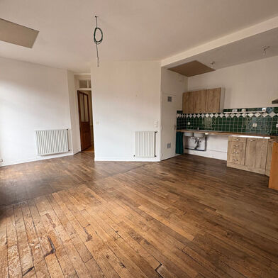 Appartement 3 pièces 952 €