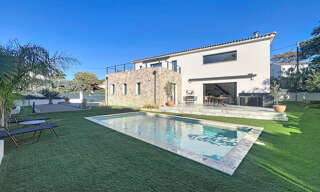 Maison 5 Pièces 145 m² à vendre à Fréjus (83600)