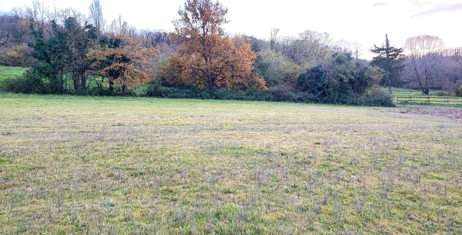 Terrain à bâtir environnement campagnard — photo 1