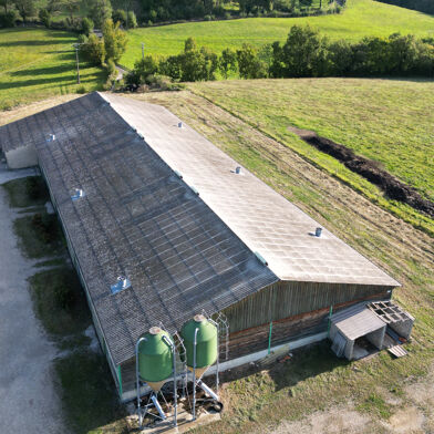 Commerce  208240 €