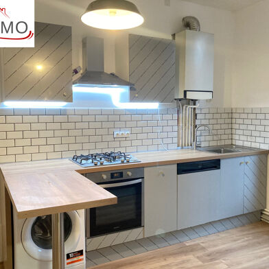 Appartement 3 pièces 481 €