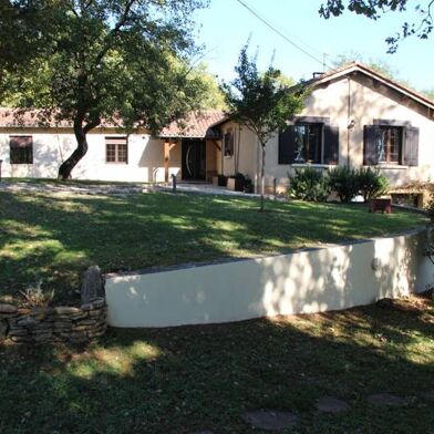 Maison 6 pièces 421200 €