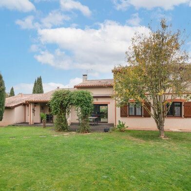 Maison 5 pièces 442260 €