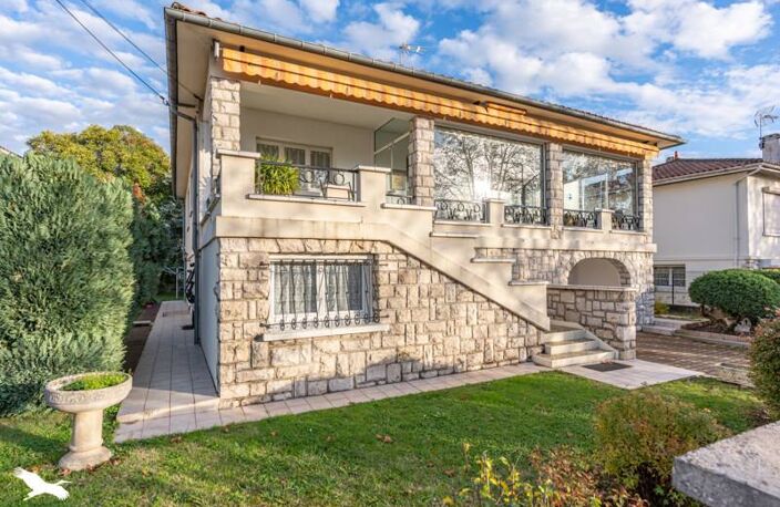 Maison de ville de 7 pièces principales — photo 2