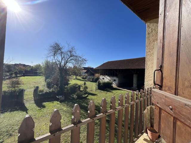 Maison de bourg de 6 pièces principales — photo du bien