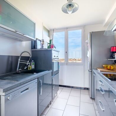 Appartement 4 pièces 235000 €