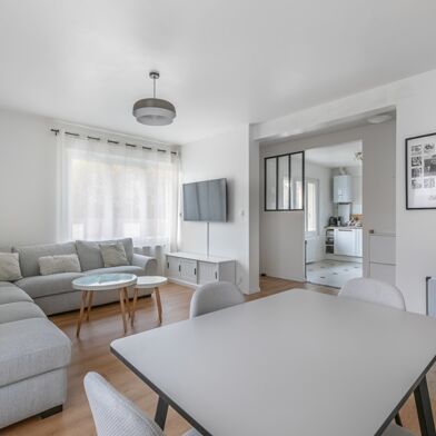 Maison 5 pièces 349990 €