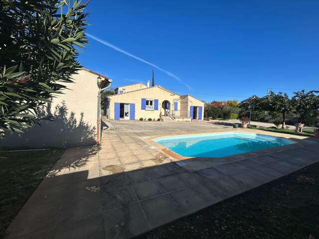 vente maison - 8 pièce(s) — photo du bien
