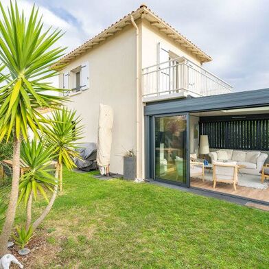 Maison 5 pièces 514500 €