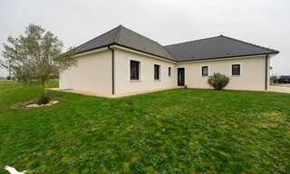 Maison 6 Pièces 140 m² à vendre à Avord (18520)