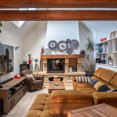 Maison 4 pièces 885700 €