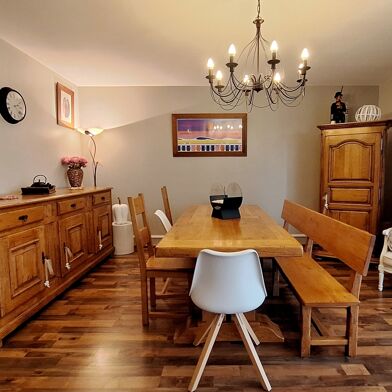 Appartement 6 pièces 280000 €