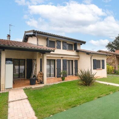 Maison 5 pièces 426465 €