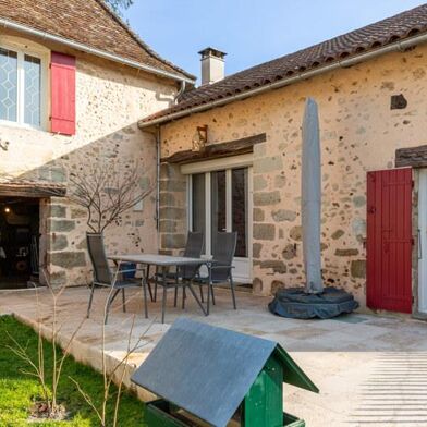 Maison 7 pièces 299900 €