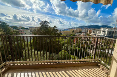 Appartement 2 pièces 796 €