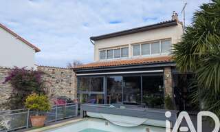 Maison 8 Pièces 187 m² à vendre à Vaux-sur-Mer (17640)