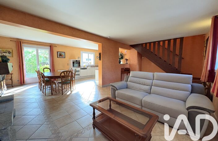 Vente Maison/villa 5 pièces — photo 2