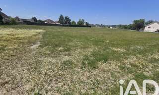 Terrain  1595 m² à vendre à Saint-Pourçain-sur-Sioule (03500)
