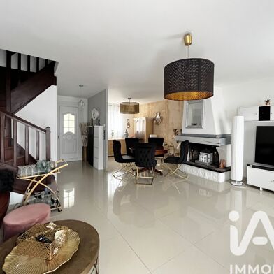 Maison 5 pièces 395000 €