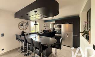 Maison 8 Pièces 147 m² à vendre à Saint-Just-en-Brie (77370)