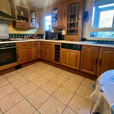 Appartement 4 pièces 185000 €