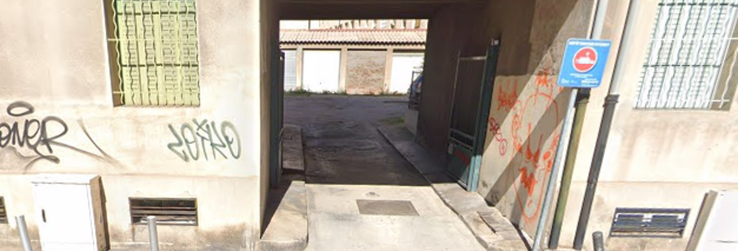 Garage  12 m² à vendre à Marseille 5 (13005)
