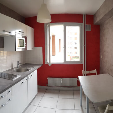 Appartement 1 pièces 530 €
