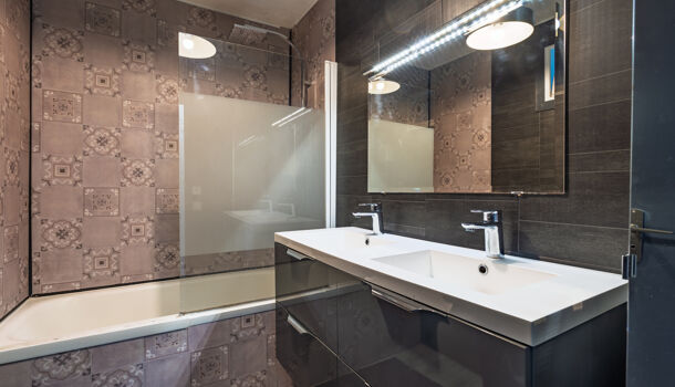 Villa / Maison 9 pièces  à vendre Saint-Vincent-de-Tyrosse 40230