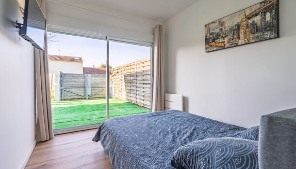 Villa / Maison 9 pièces  à vendre Saint-Vincent-de-Tyrosse 40230