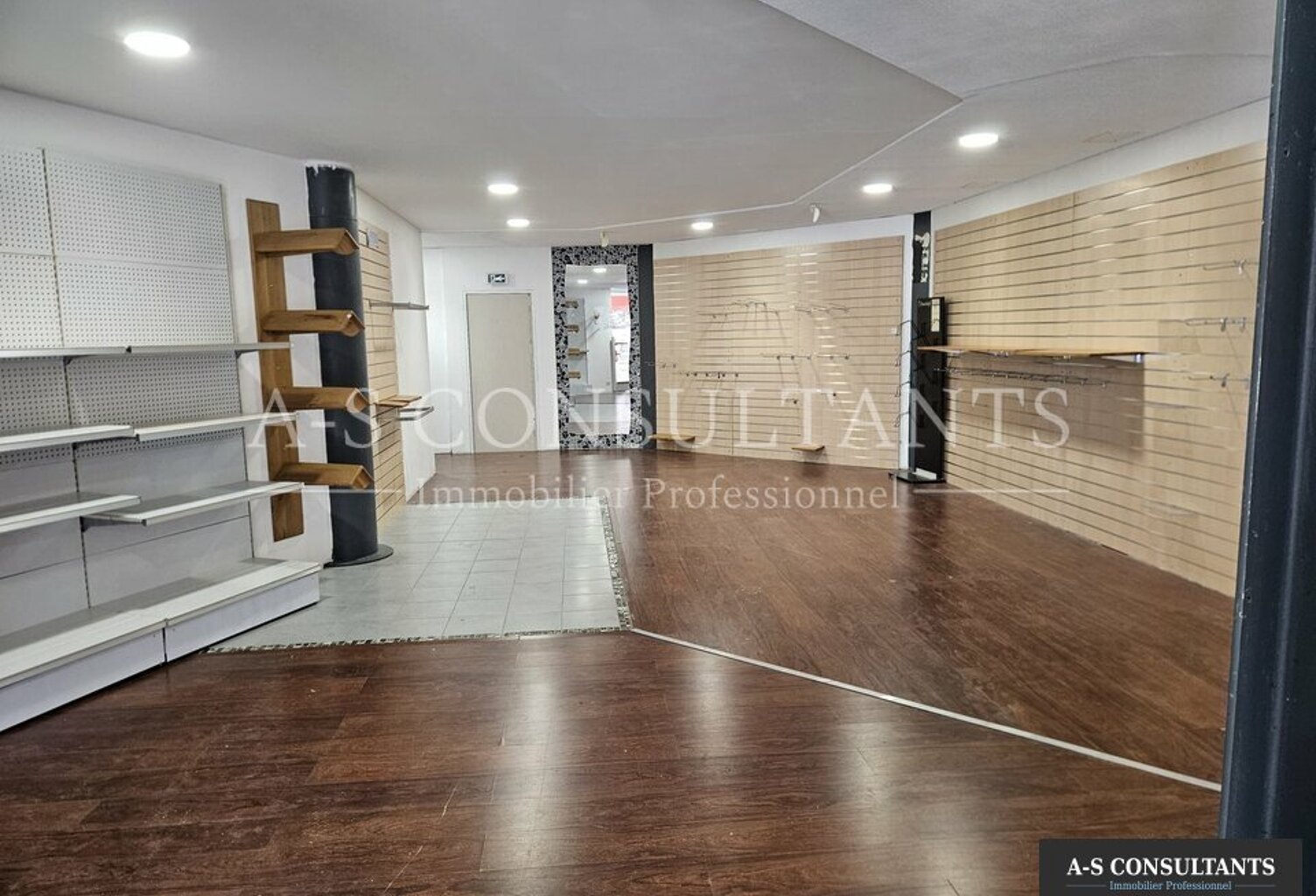LOCAL COMMERCIAL/PRO à louer — photo 1