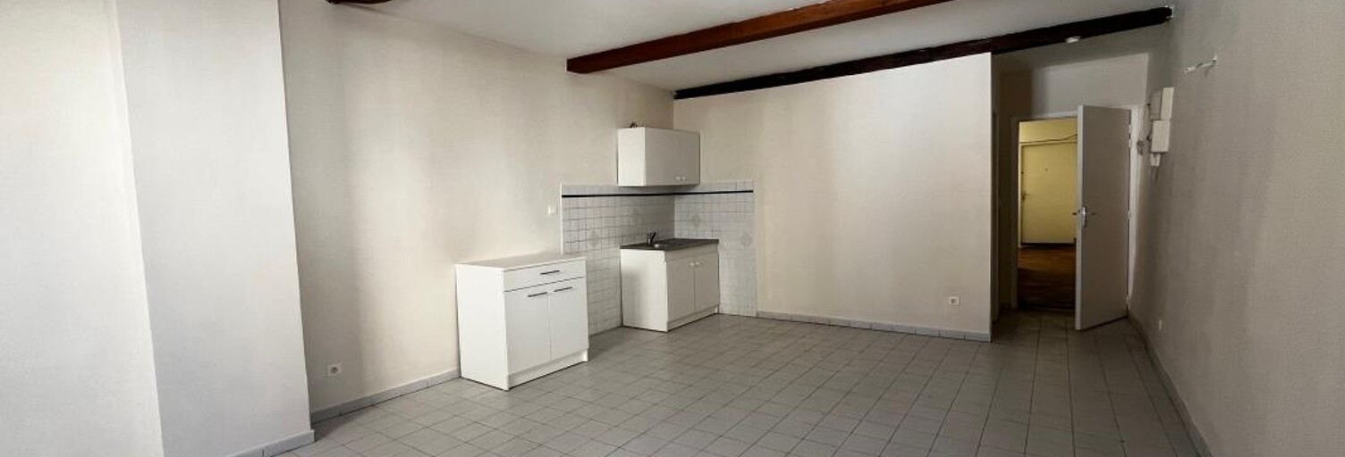 Appartement 1 Pièce 35 m² à louer à Riez (04500)