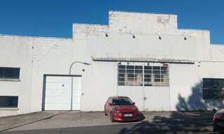 Local industriel  697 m² à louer à Rodez (12000)