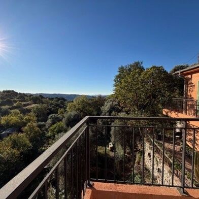 Appartement 3 pièces 1340 €