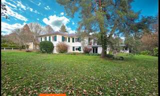 Maison 8 Pièces 171 m² à vendre à Saint-Genis-Pouilly (01630)