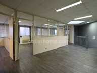 À LOUER – Local d’activité avec bureaux – 250 m² – Croissy-Beaubourg (77) — photo 2