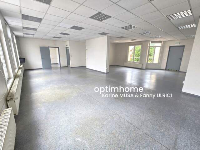 FOURMIES (59) - Vente immeuble de 390 m² avec cour — photo du bien
