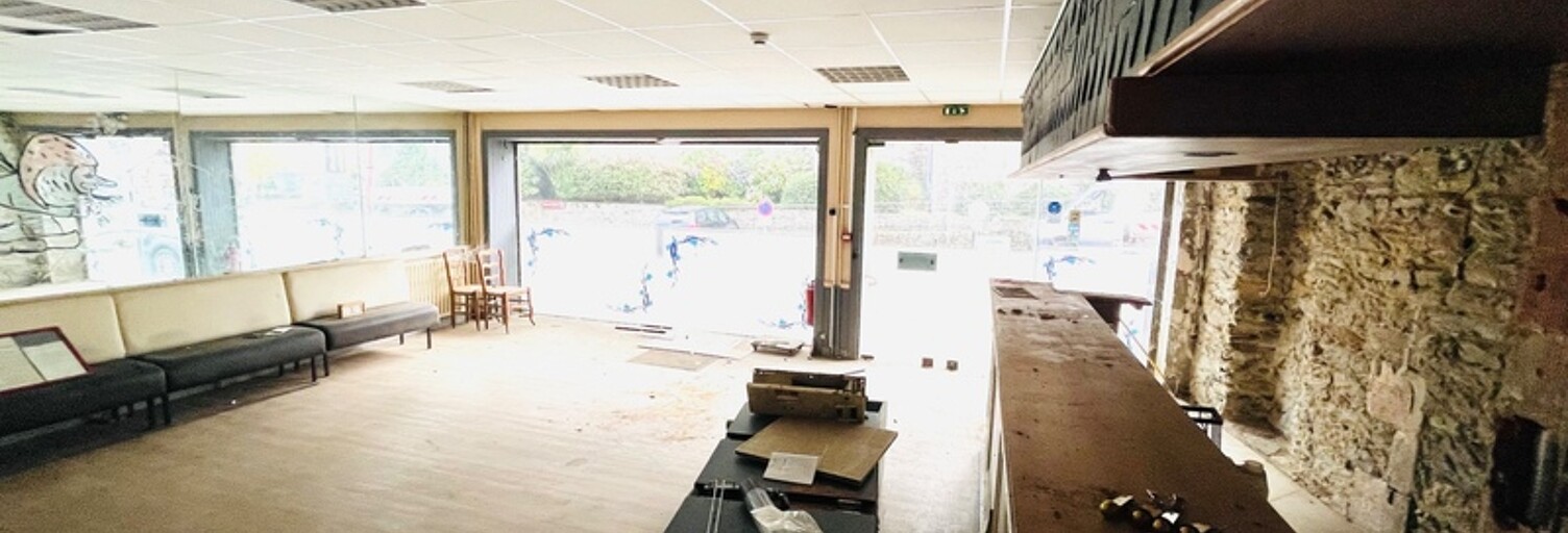 Immeuble  300 m² à vendre à Pluméliau-Bieuzy (56930)