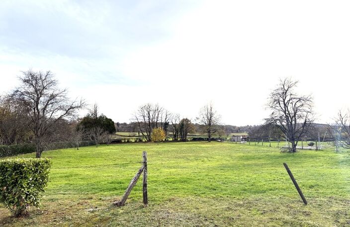 EN EXCLUSIVITE ! Terrain constructible de 2347m² à vendre 19 900 € — photo 3