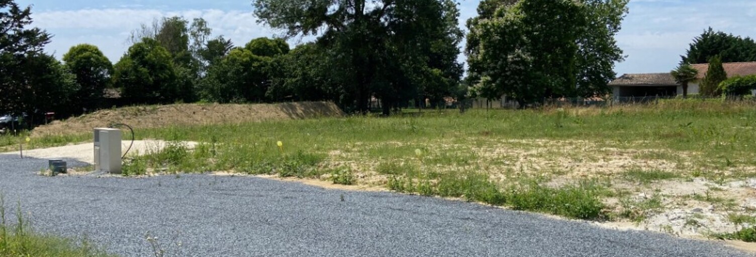 Terrain  608 m² à vendre à Roaillan (33210)