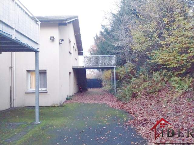 Appartement 85 m2 avec terrain privatif et garage — photo du bien