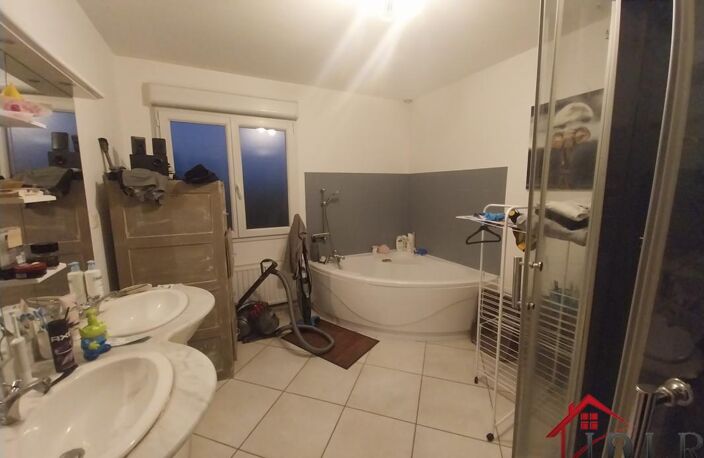 Appartement 85 m2 avec terrain privatif et garage — photo 5