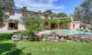 Maison 10 Pièces 259 m² à vendre à Aix-en-Provence (13100)