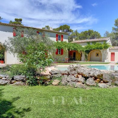 Maison 10 pièces 1530000 €