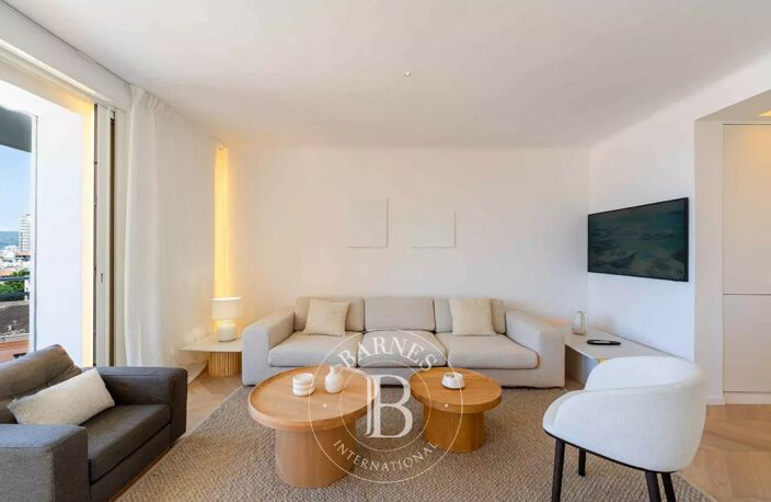 Vente - 13007 MARSEILLE - Les Catalans - Appartement refait à ne — photo 3