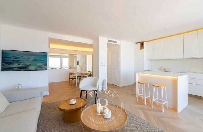 Vente - 13007 MARSEILLE - Les Catalans - Appartement refait à ne — photo 4