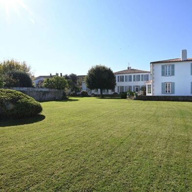 Maison 6 pièces 6150000 €