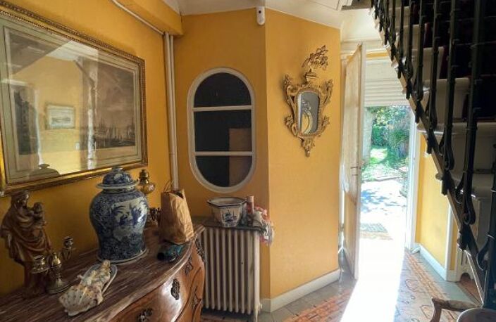 MAISON BORDEAUX PRIMROSE — photo 4