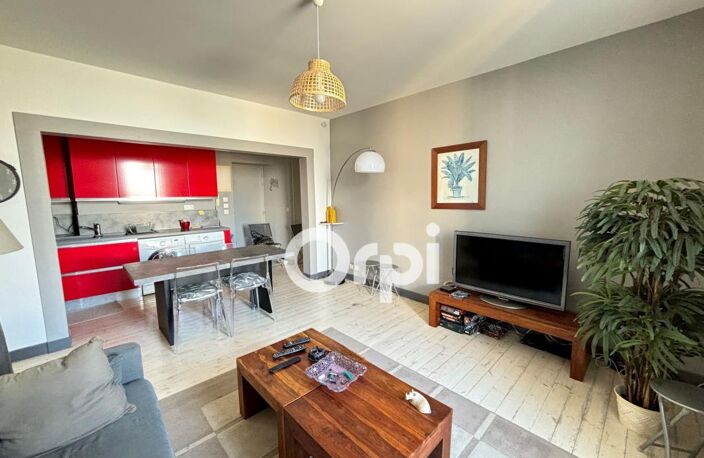 Appartement à Vendre - Mornac-sur-Seudre- 75 m² habitables- vue port — photo 2