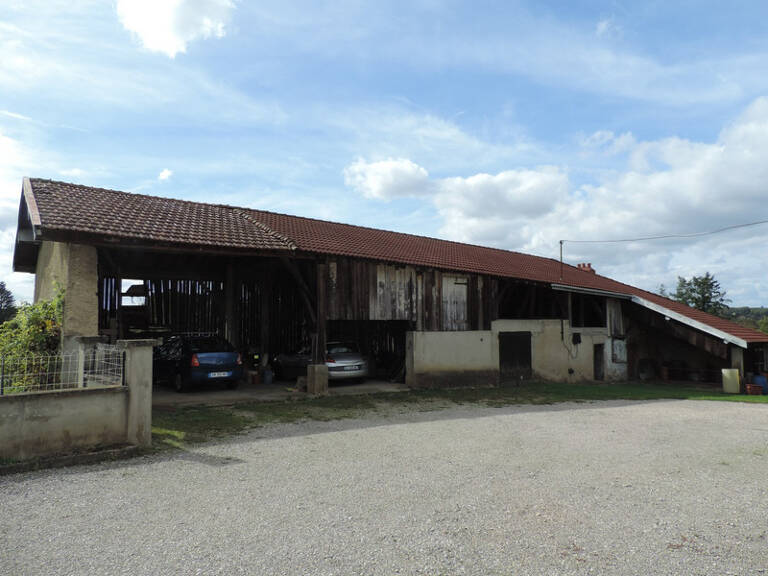 Dpt Ain (01), à vendre MONTAGNAT, propriété à rénover avec maison de 84 m² et dépendance de 170 m² - Terrain de 2 300 m² — photo 1
